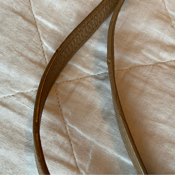 Michael Kors soft grain leather shoulder bag - Picture 6 of 7